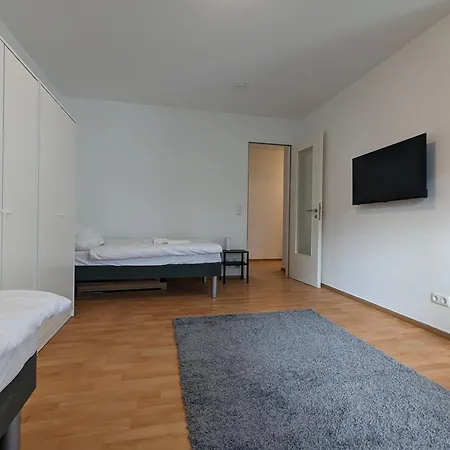 Aparts 2-zimmer Mit Balkon In * Ludwigsfelde