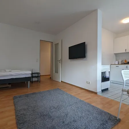 Aparts 2-zimmer Mit Balkon In * Ludwigsfelde